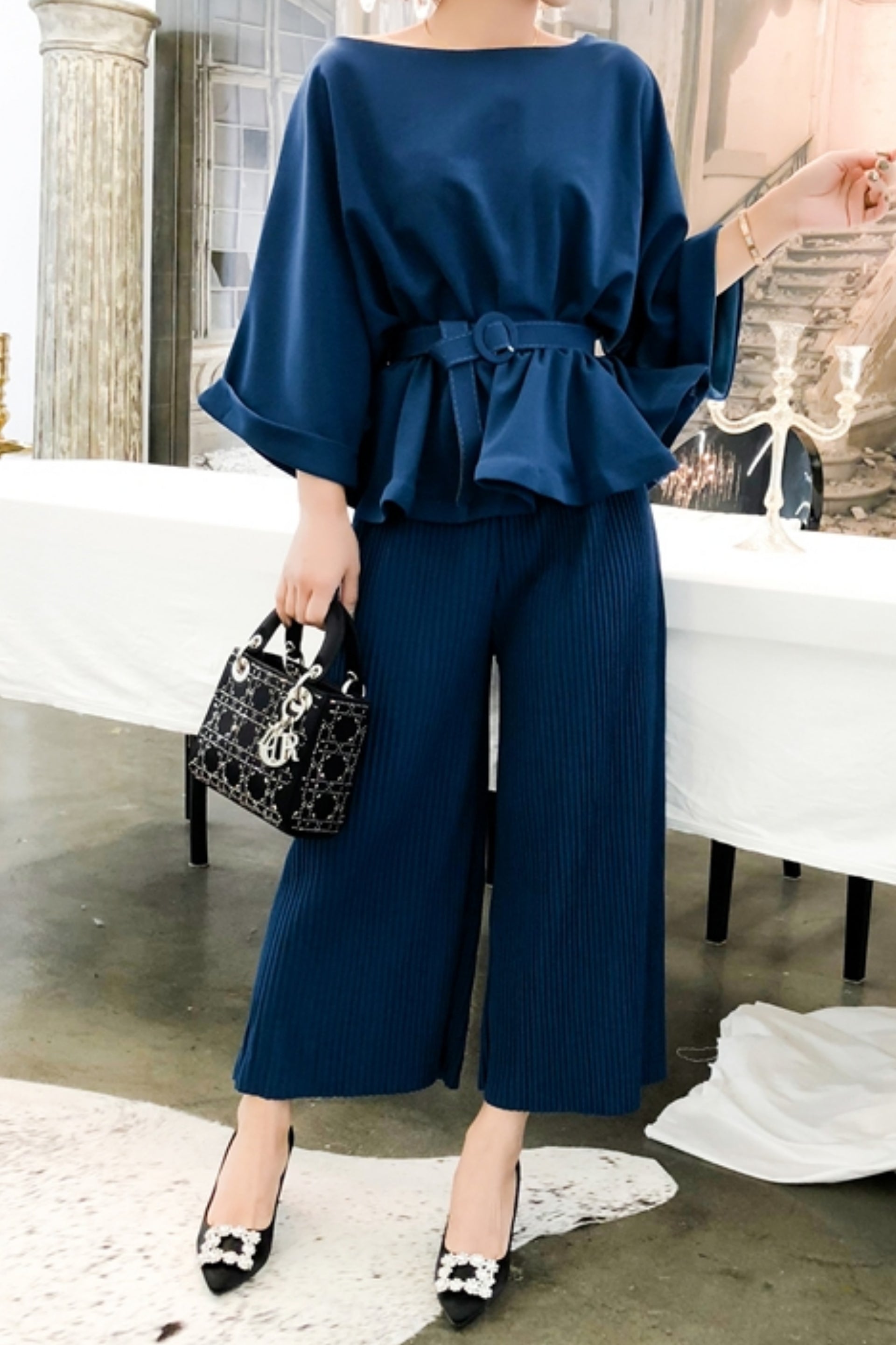 Saige 2 Piece Set
