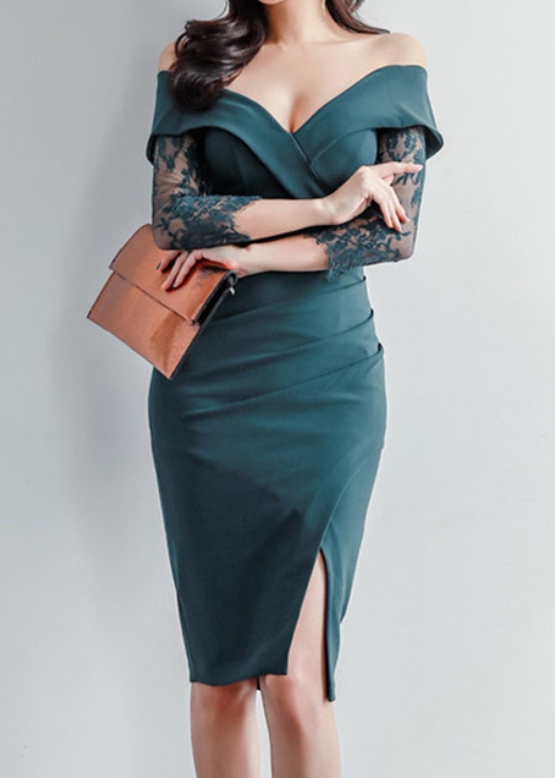Fina Lace Dress