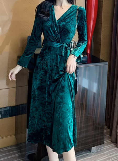 Philomena Velvet Dress Green Belle Muse Philomena Velvet Dress Green Belle Muse